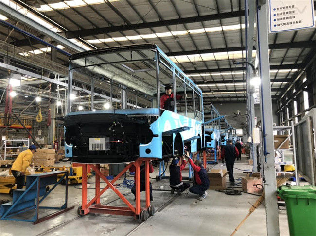 Minibus elettrico di 7 m di lunghezza con chilometraggio di 200 km e sterzo LHD per il trasporto pubblico