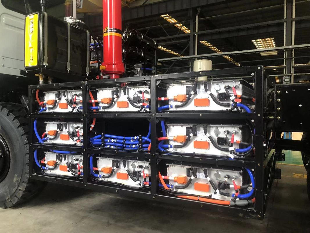 Camion minerario elettrico da 110 tonnellate di carico utile con batteria LFP da 528 kWh per trasporto autonomo a emissioni zero