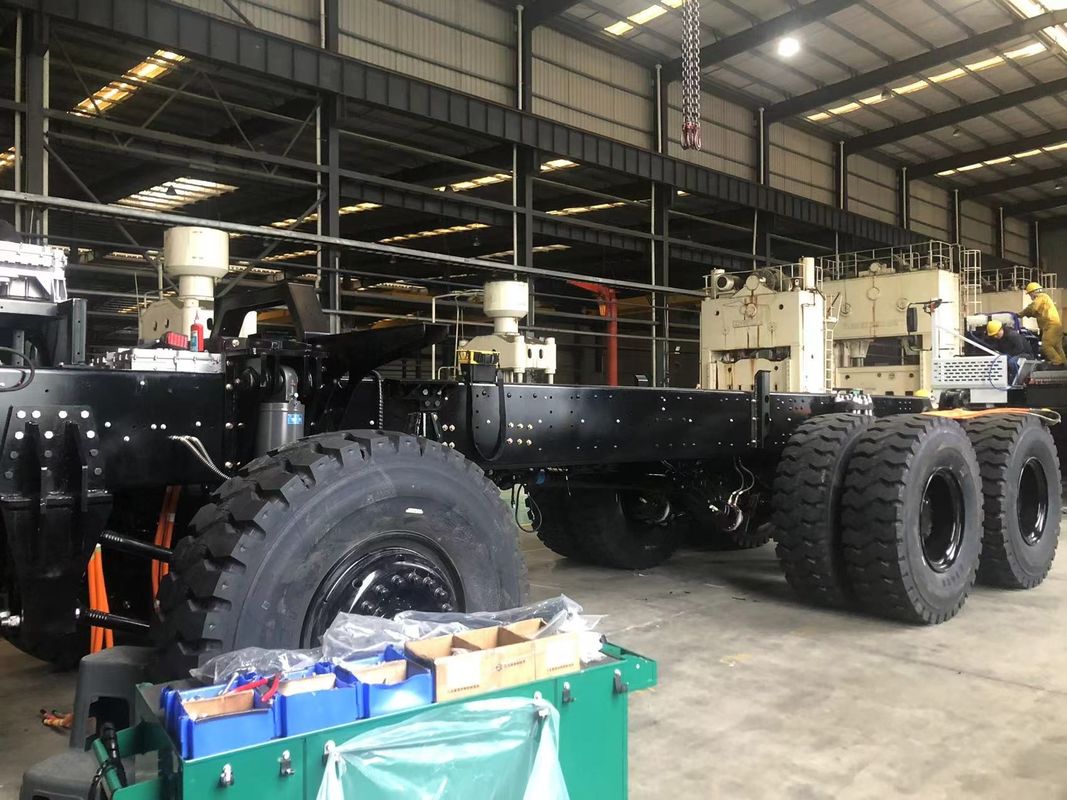 Camion minerario elettrico da 110 tonnellate di carico utile con batteria LFP da 528 kWh per trasporto autonomo a emissioni zero